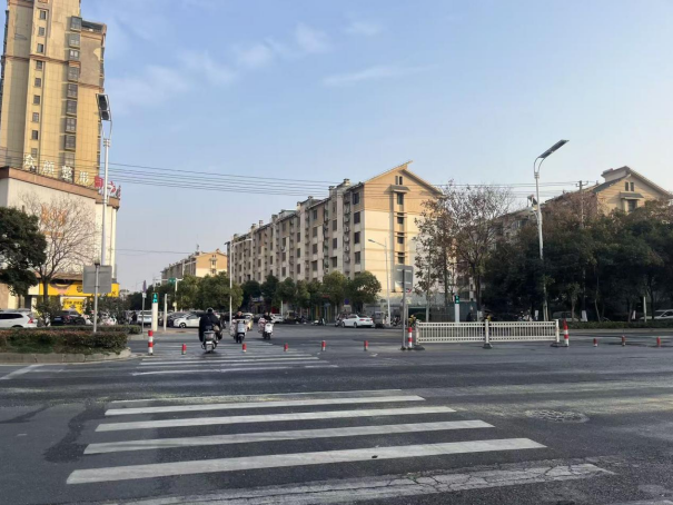 1765361374135115.png 0f3b8310-2e53-48d6-b578-63b489829e84.png